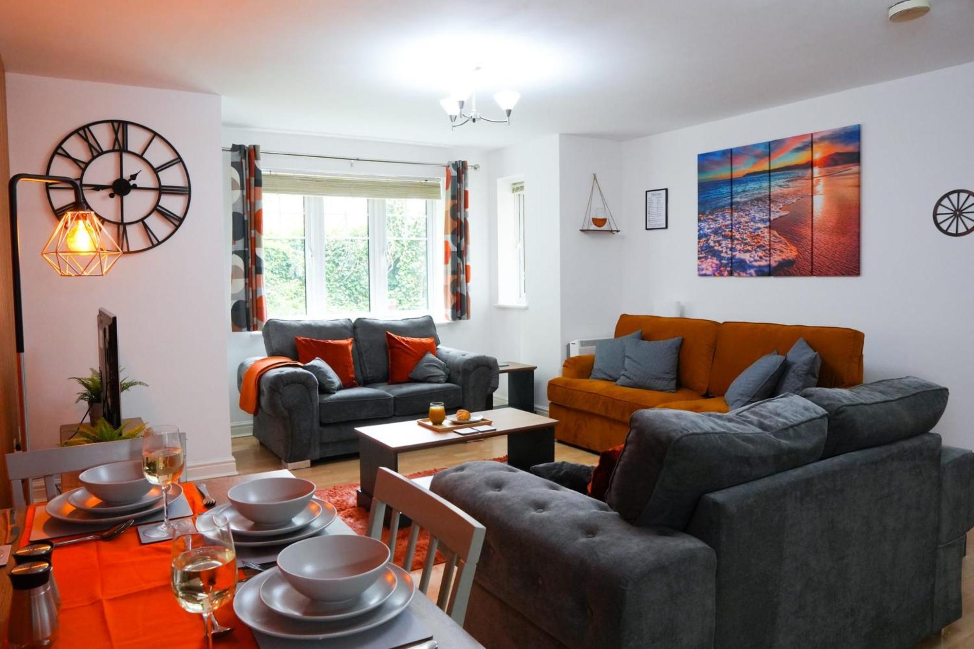 Whole 2-Bed Apartment - Contractors, Professionals, Ulez Free, Free Parking, B'Ham City 10Mins Бирмингем Экстерьер фото